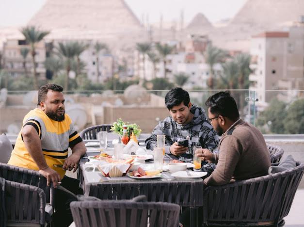 Tuya Pyramids Inn Kafret el-Gabal Buitenkant foto